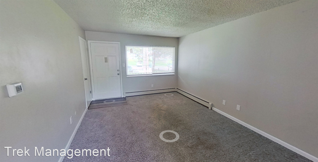 409 E Sheridan Ave - Photo 3