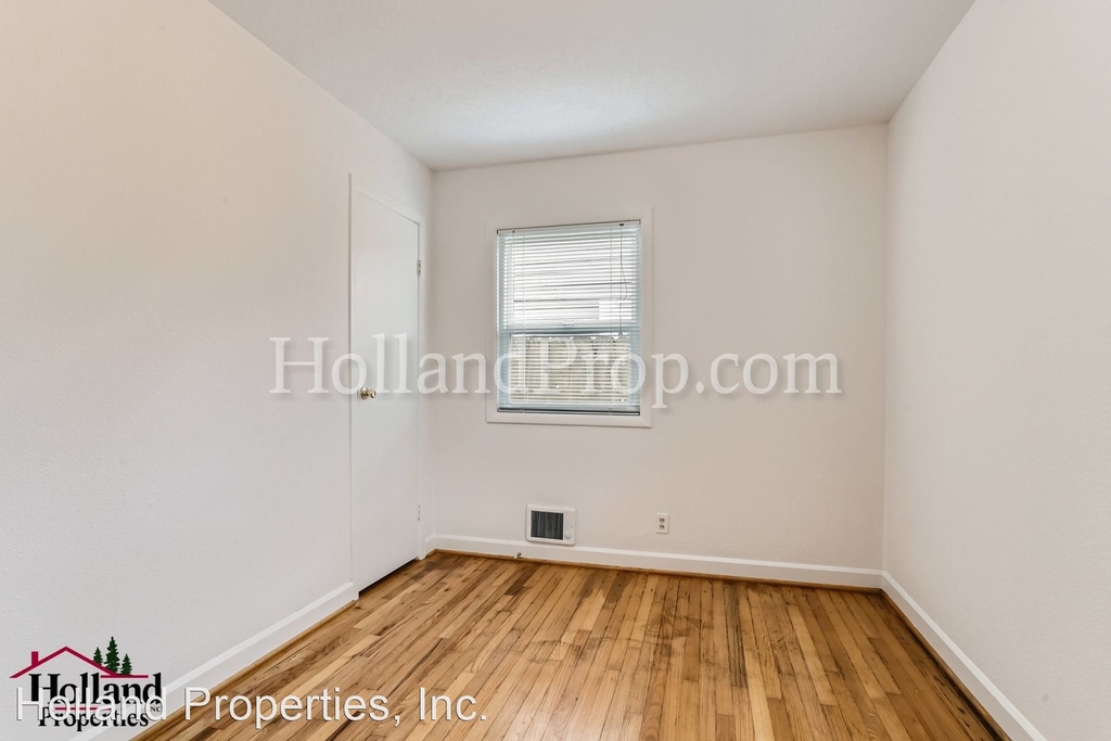 6868 N Smith Street - Photo 5