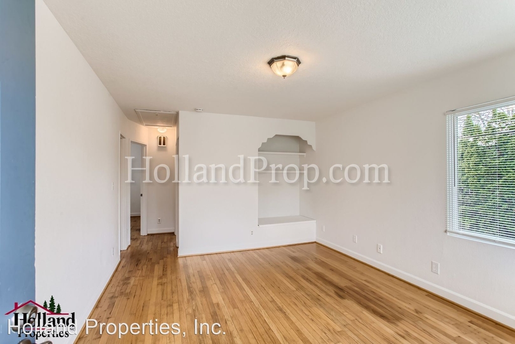 6868 N Smith Street - Photo 1