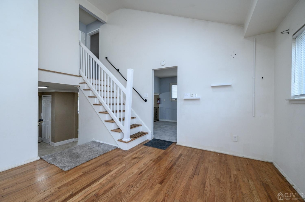 186 Central Avenue - Photo 16