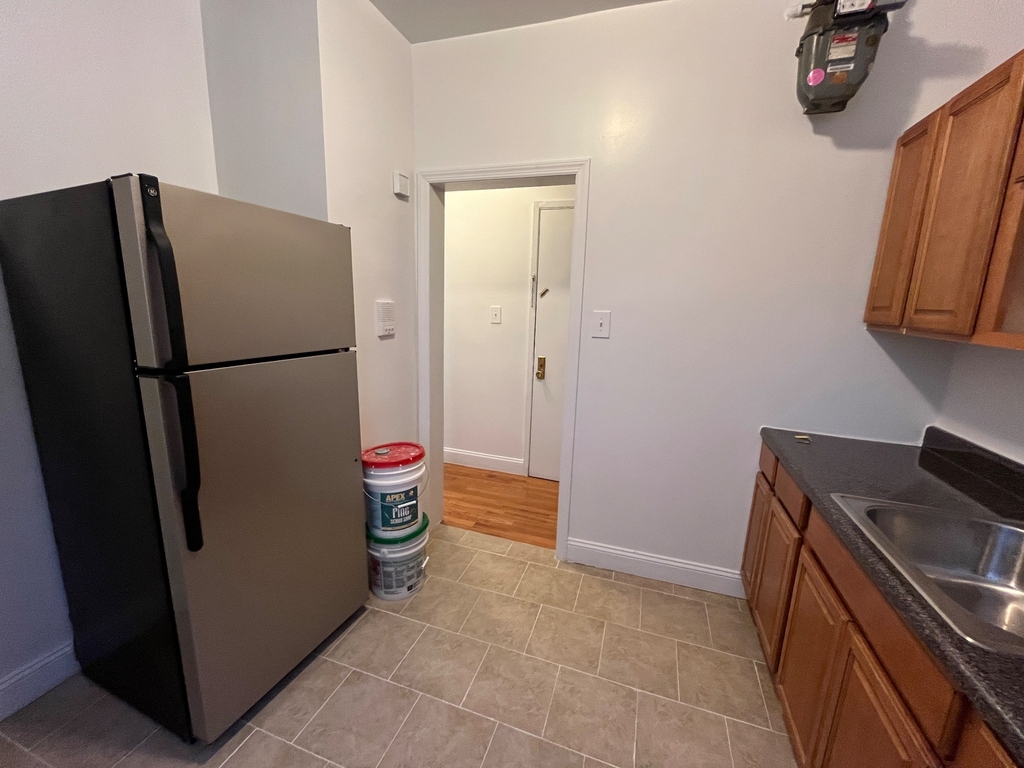 656 West 171st Street - Photo 2