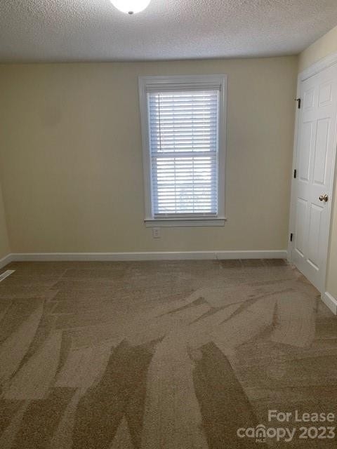 103 S Ridge Avenue - Photo 9