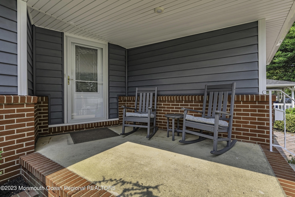 217 3rd Avenue - Photo 2