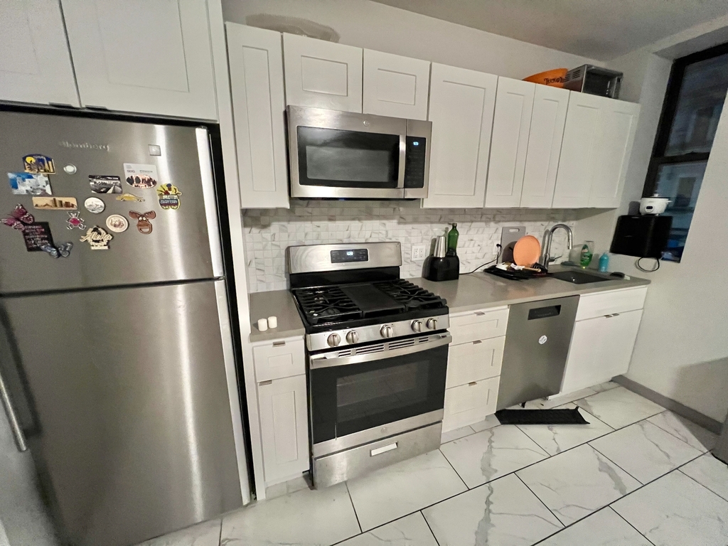 565 West 144th Street - Photo 7