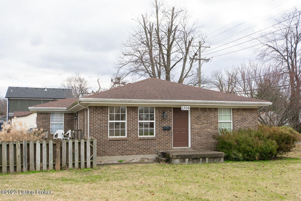 1306 Farmdale Ave - Photo 0