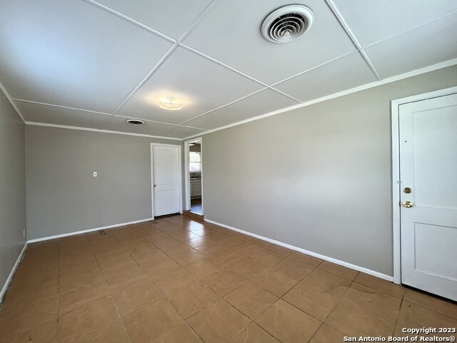 246 Stolnet St - Photo 9