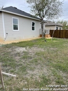 8103 Airlift Ave - Photo 2