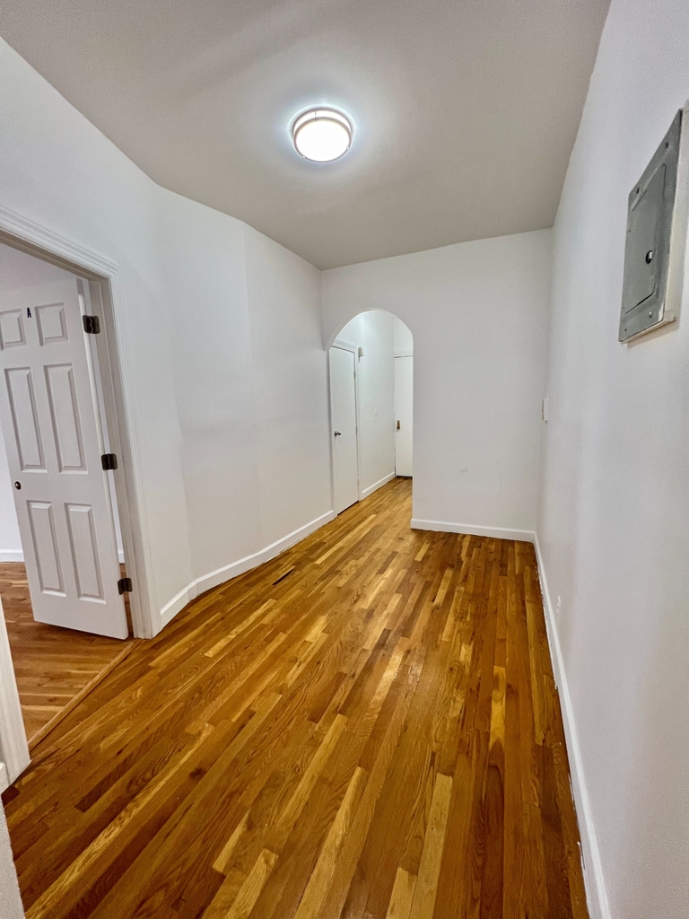 630 West 173rd Street - Photo 4