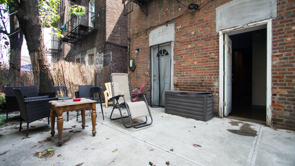 55 Troutman Street - Photo 1