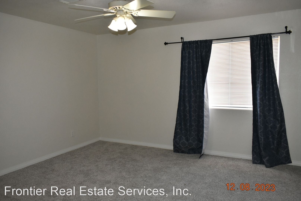 9113 Catalpa Avenue - Photo 14