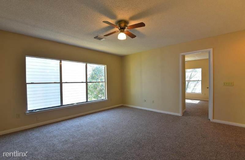 2107 Bennigan Street - Photo 2