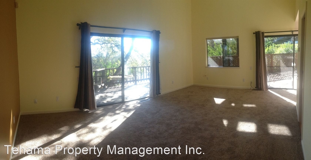 21760 Wilcox Rd Apt B - Photo 2