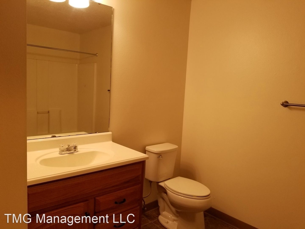 4010 University Avenue - Photo 4