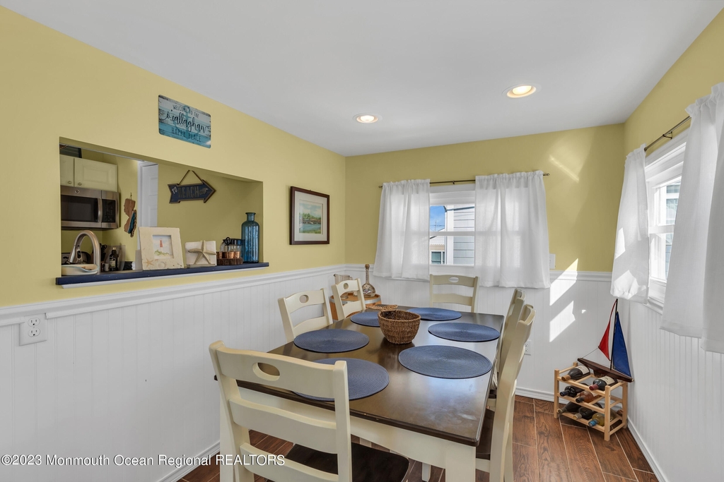 112 W Tide Way - Photo 6