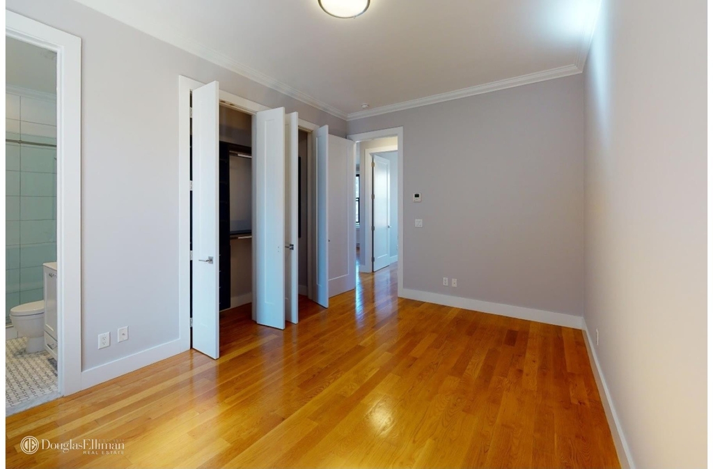 252 W 76th St - Photo 5