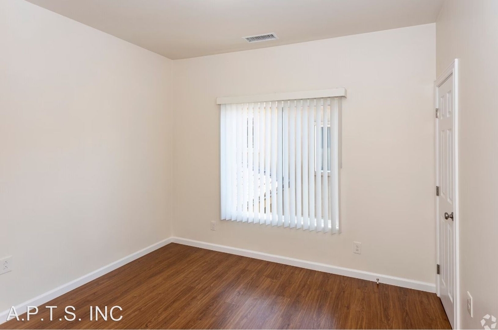 4880 Maple Avenue - Photo 1