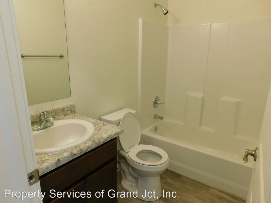 2350 Zion Canyon Avenue - Photo 12