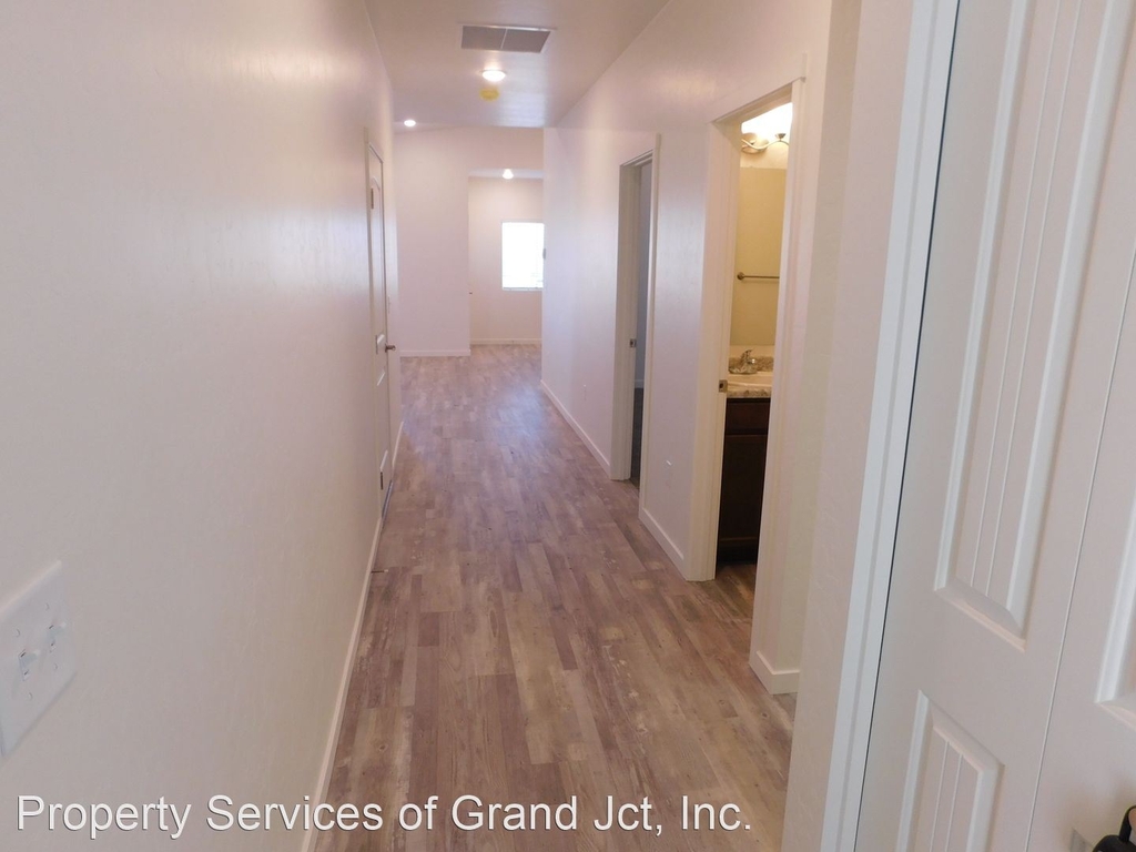 2350 Zion Canyon Avenue - Photo 1