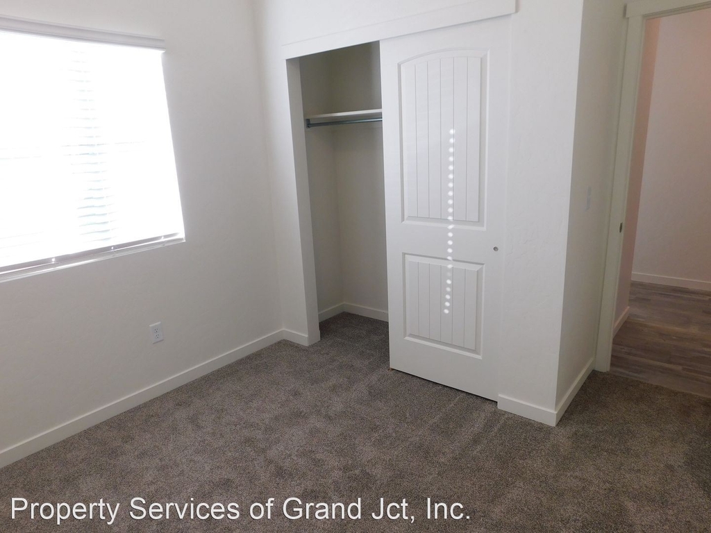 2350 Zion Canyon Avenue - Photo 11