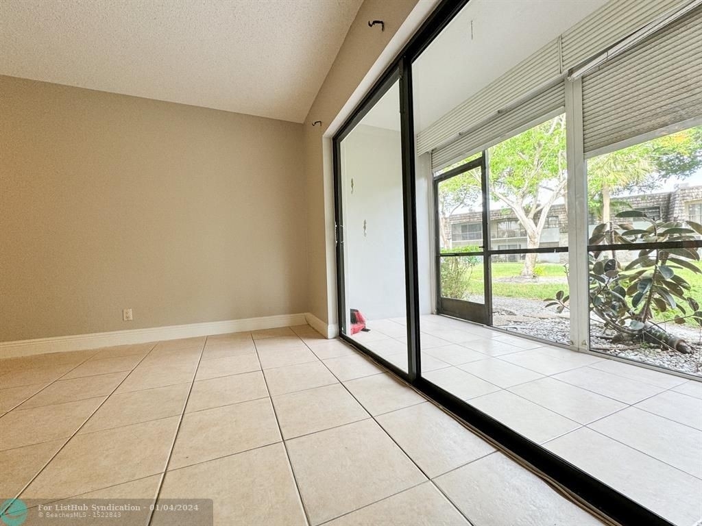 3101 Oakland Shores Dr - Photo 4