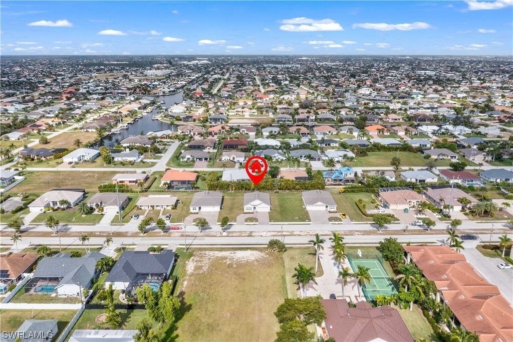 1907 Cape Coral Parkway W - Photo 4