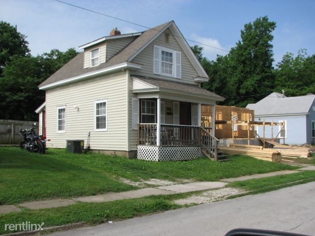 908 W Harrison St - Photo 0