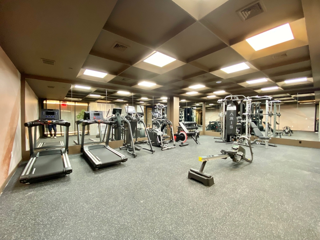 654 Madison Street - Photo 6