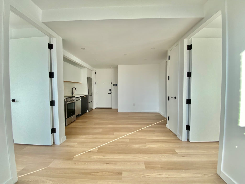 654 Madison Street - Photo 16