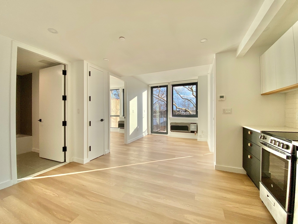 654 Madison Street - Photo 9