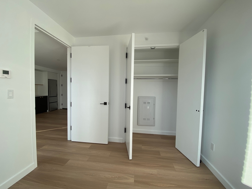 654 Madison Street - Photo 13