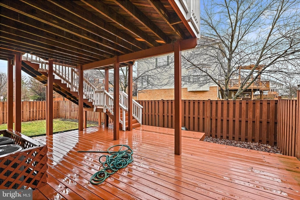 21340 Sawyer Sq - Photo 28