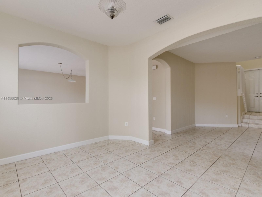 8620 Nw 111th Ct - Photo 16