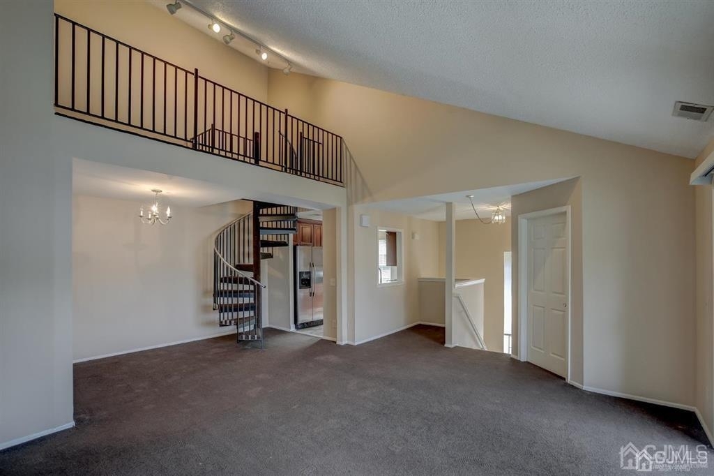 1504 Pebble Place - Photo 4