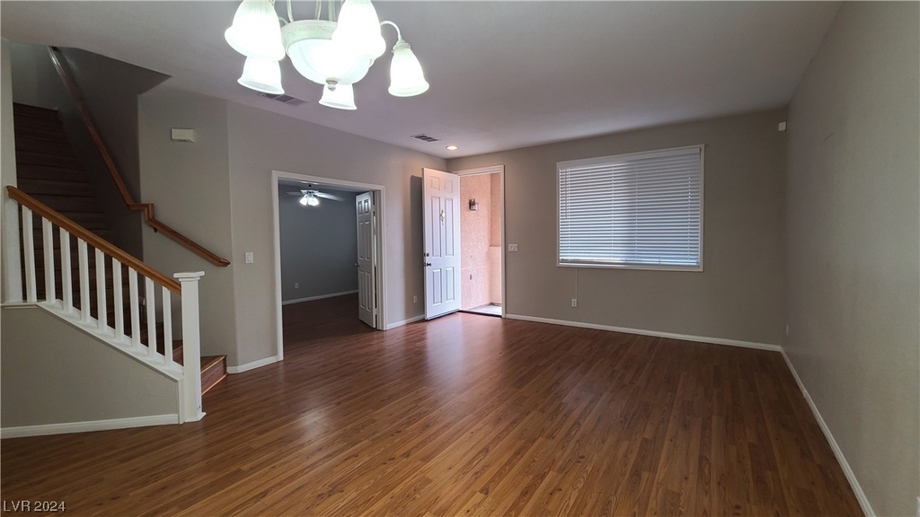 2332 Brockton Way - Photo 2