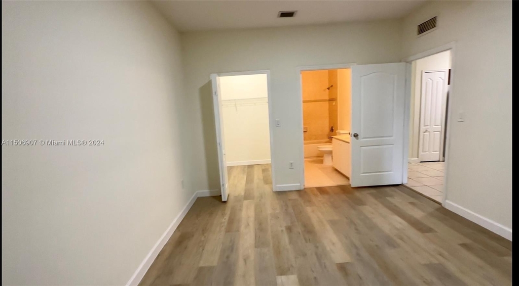 2735 Se 16 Av - Photo 18