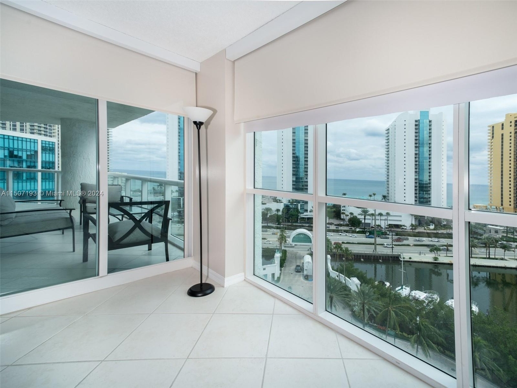 16400 Collins Ave - Photo 15