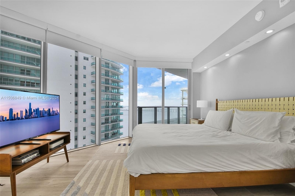 1300 Brickell Bay Dr - Photo 8