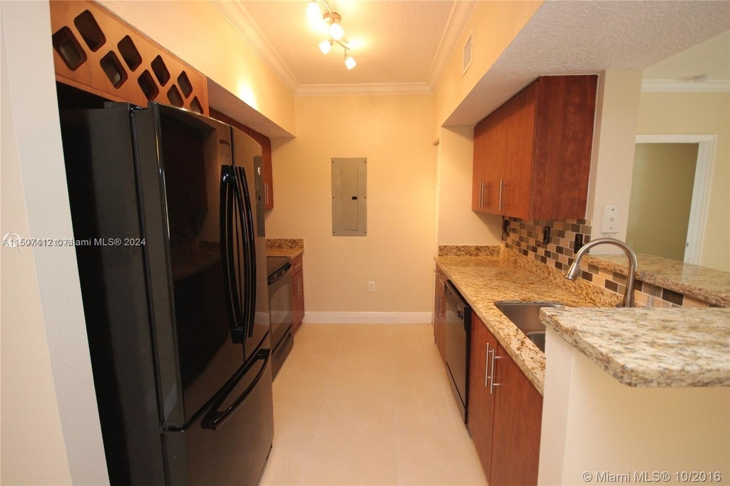 231 Sw 116th Ave - Photo 3