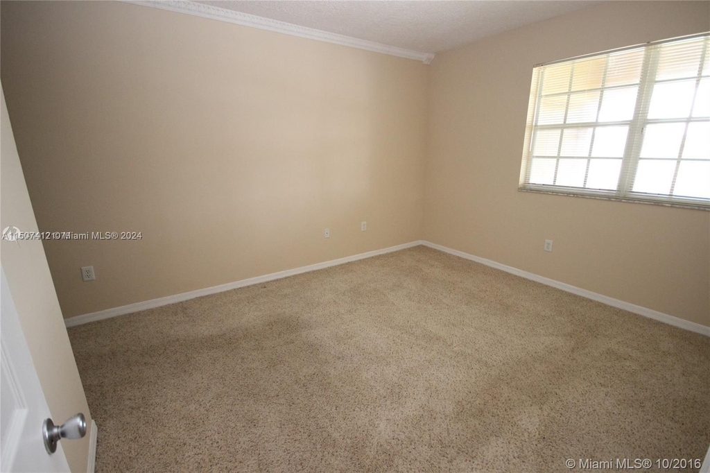 231 Sw 116th Ave - Photo 10