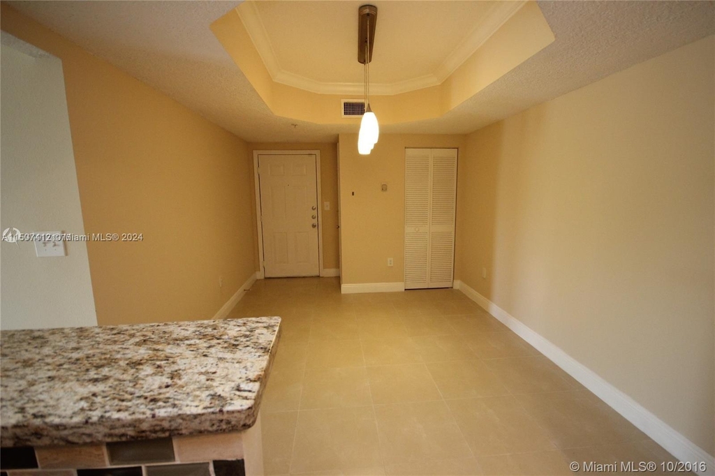 231 Sw 116th Ave - Photo 2