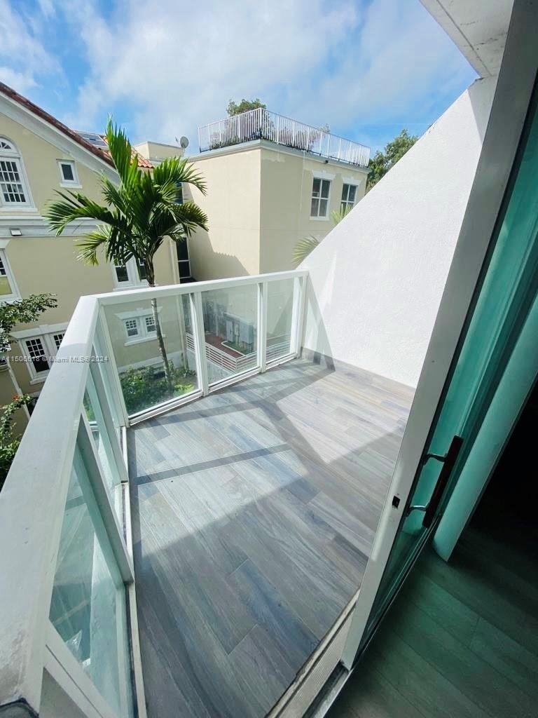 1528 Brickell Ave - Photo 13