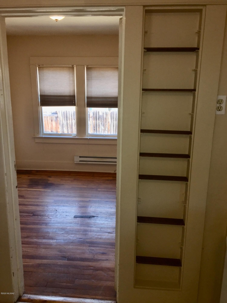 328 N Cherry Avenue - Photo 5