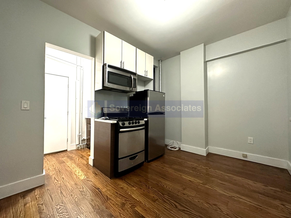 521 West 156th Street - Photo 3