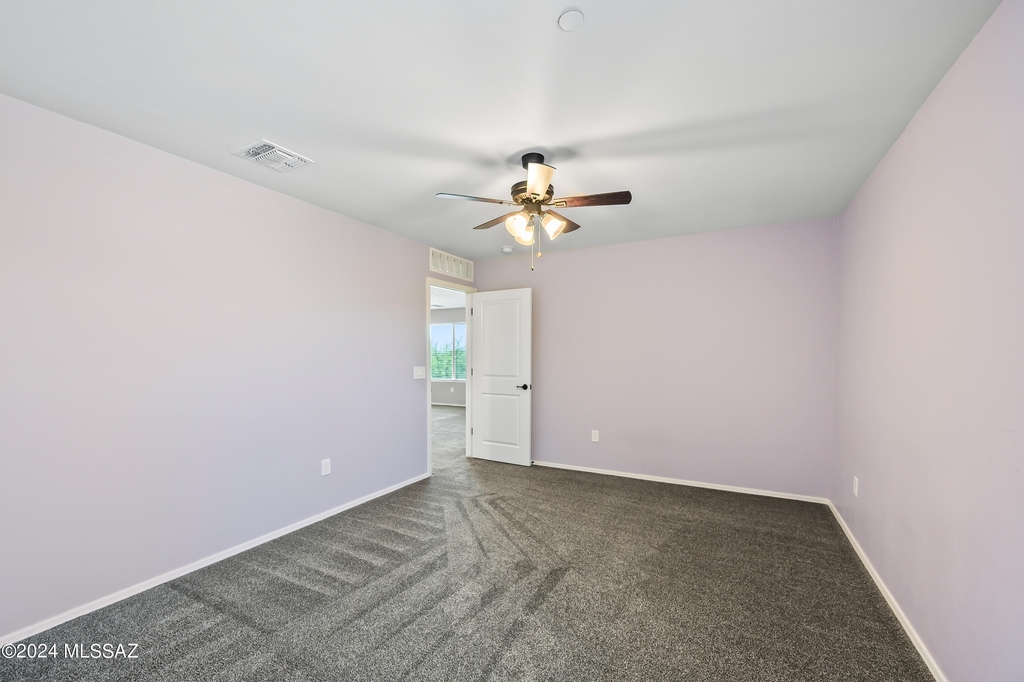 14186 E Hub Drive - Photo 29