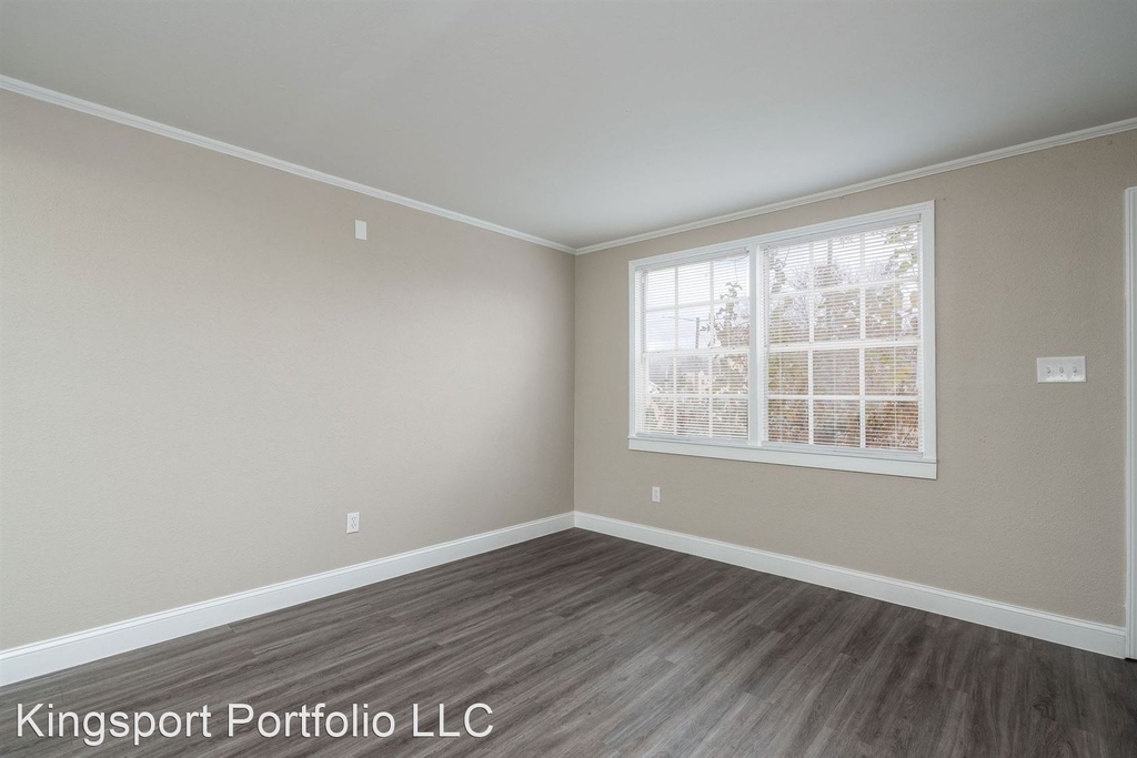 1535 Fort Henry Drive Office - Photo 4