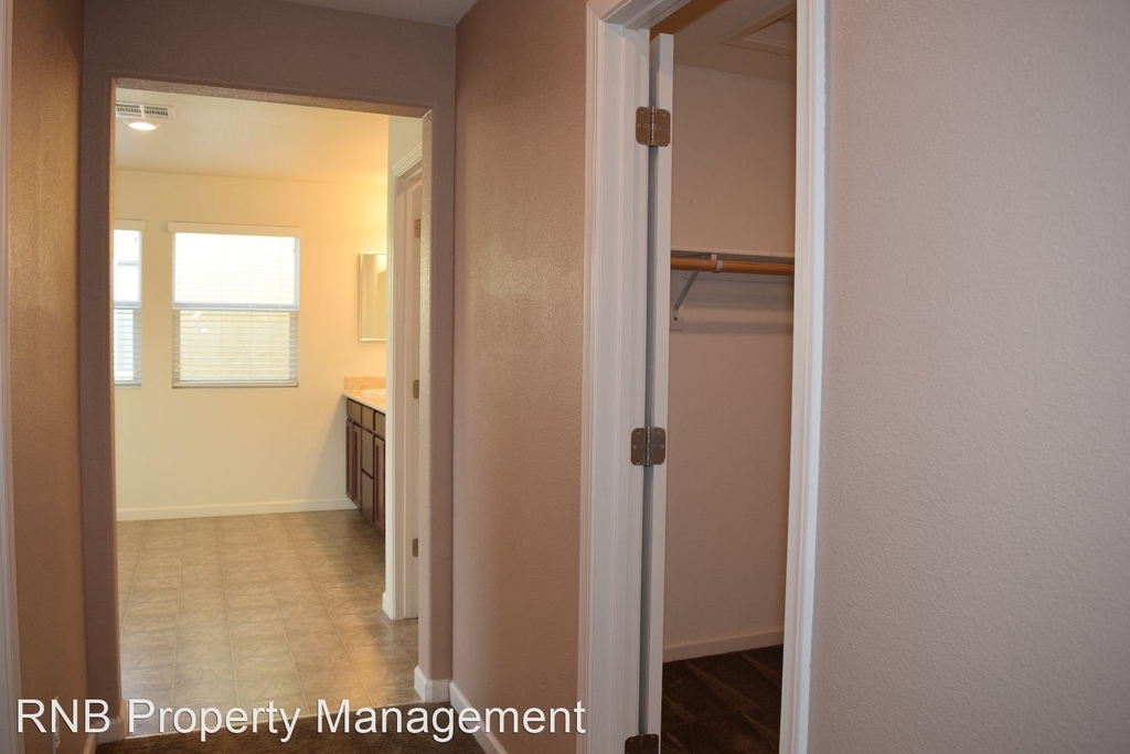 5516 Ensemble Way - Photo 28