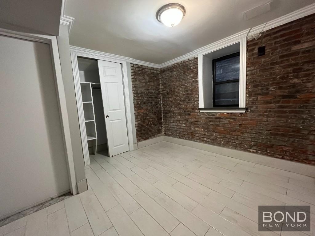 214 East 25th Street - Photo 12