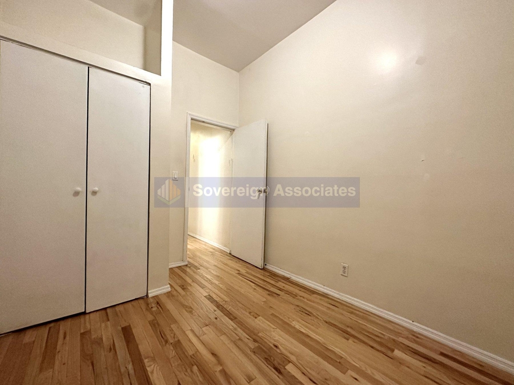 305 West 111th Street - Photo 6