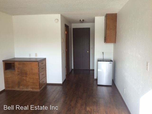 1560 Lincoln Street - Photo 2