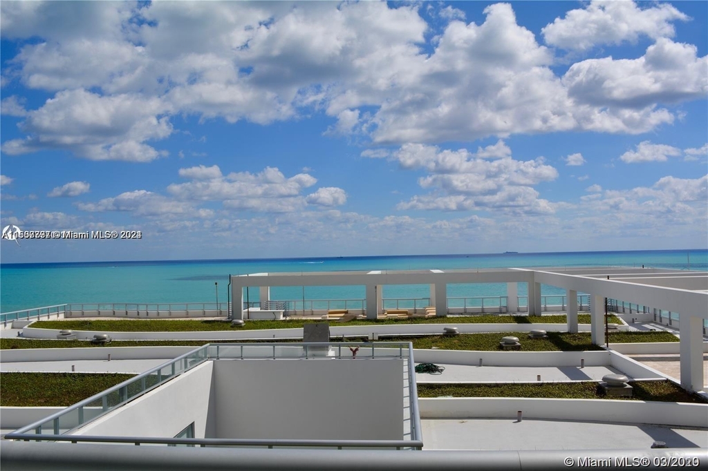 6799 Collins Ave - Photo 18